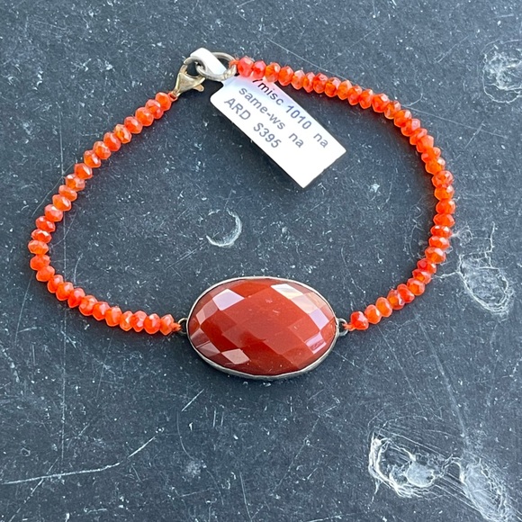 Elegant Faceted Carnelian Beaded Bracelet 7” - Picture 3 of 12